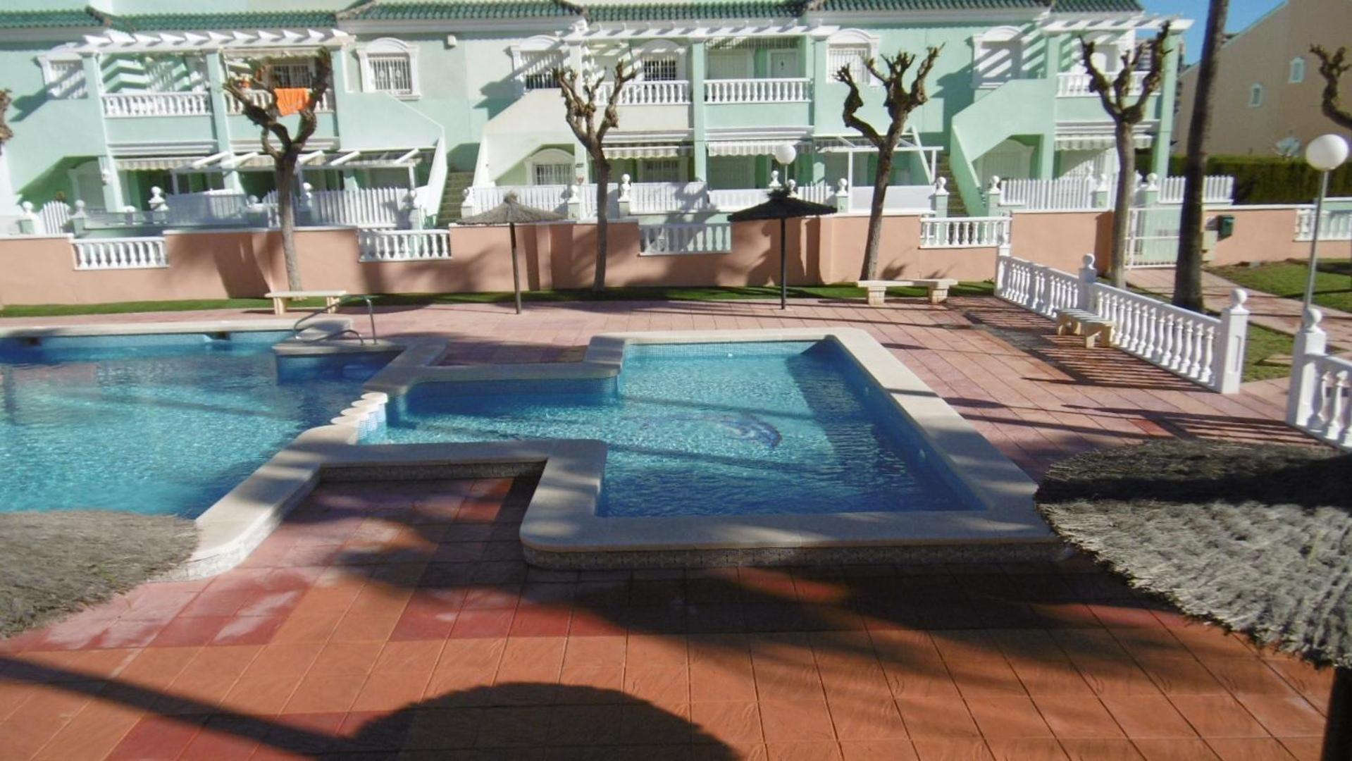 Gran Alicante Bungalow In Beach Resort Puerto Marino Kültér fotó