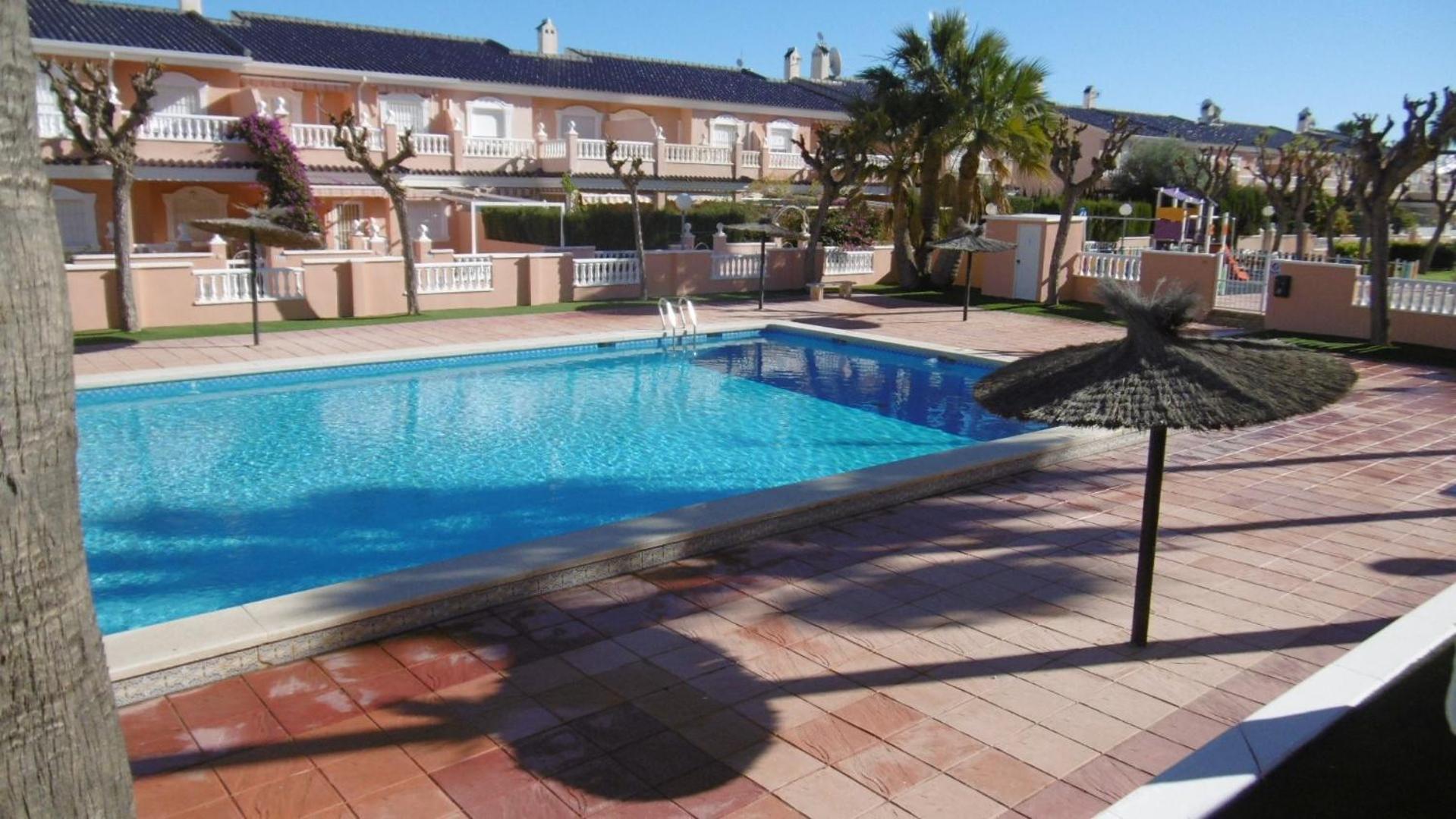 Gran Alicante Bungalow In Beach Resort Puerto Marino Kültér fotó