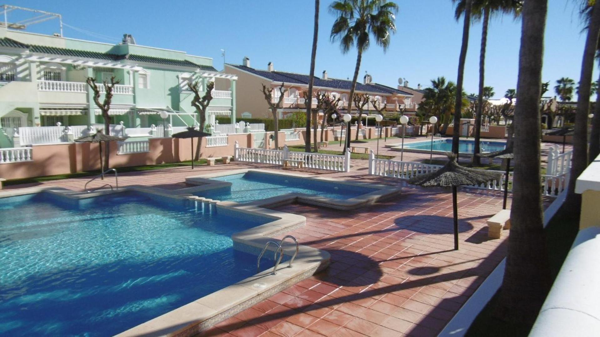 Gran Alicante Bungalow In Beach Resort Puerto Marino Kültér fotó