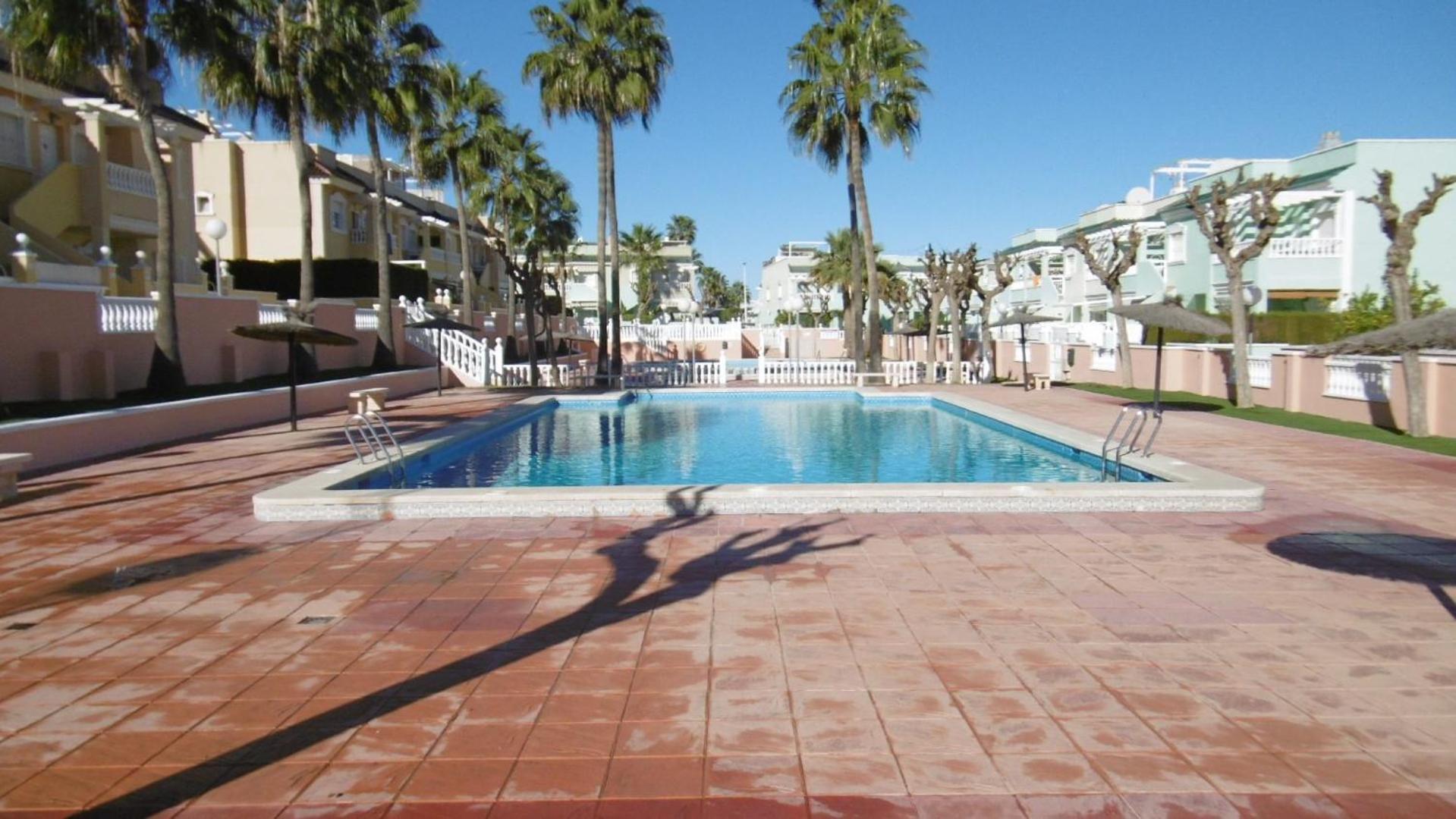 Gran Alicante Bungalow In Beach Resort Puerto Marino Kültér fotó