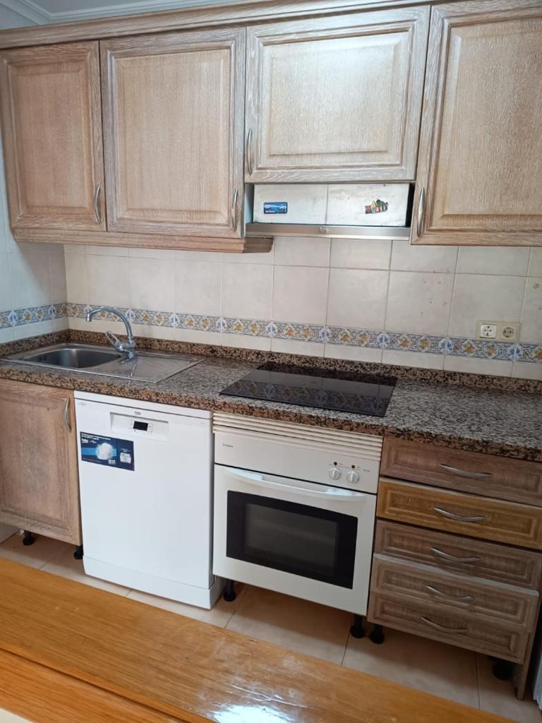 Gran Alicante Bungalow In Beach Resort Puerto Marino Kültér fotó