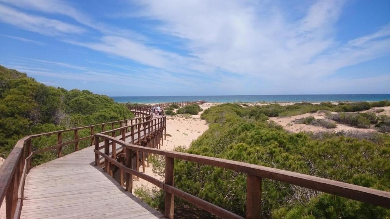Gran Alicante Bungalow In Beach Resort Puerto Marino Kültér fotó